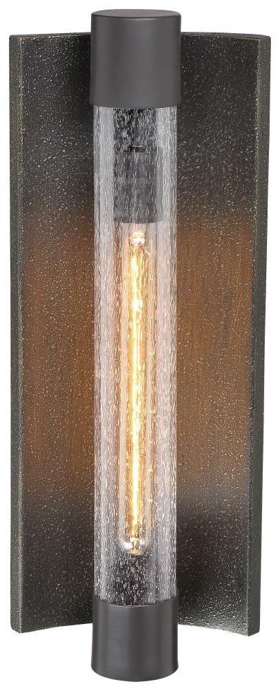 LARGE OUTDOOR WALL LIGHT