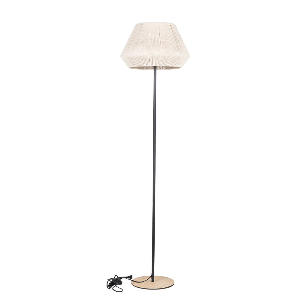 1 LT Floor Lamp